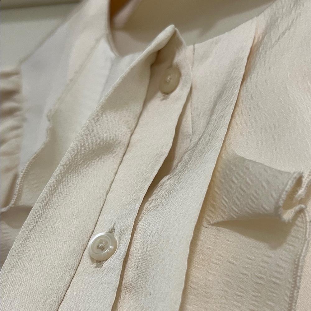 Express Modest Ivory Ruffle Front Blouse XS - Picture 3 of 7